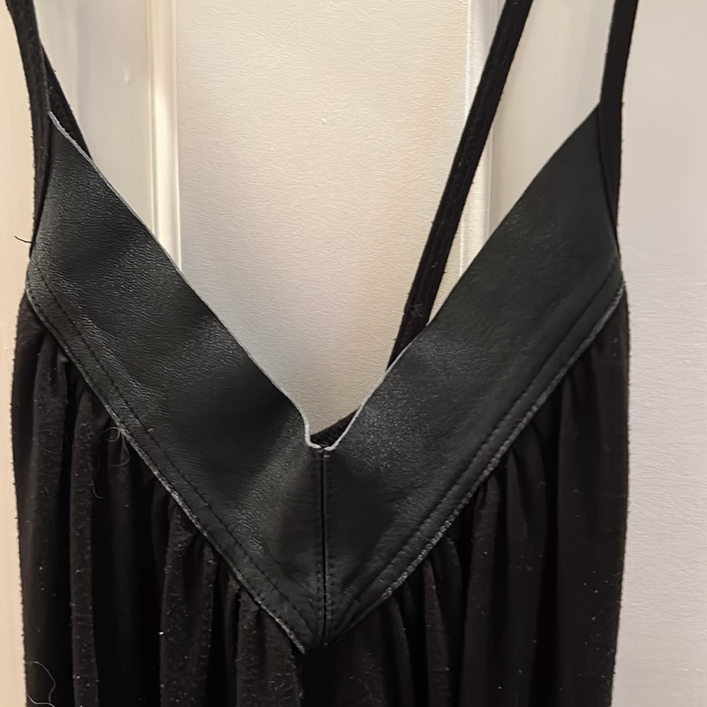 Dress - Picture 2 of 5